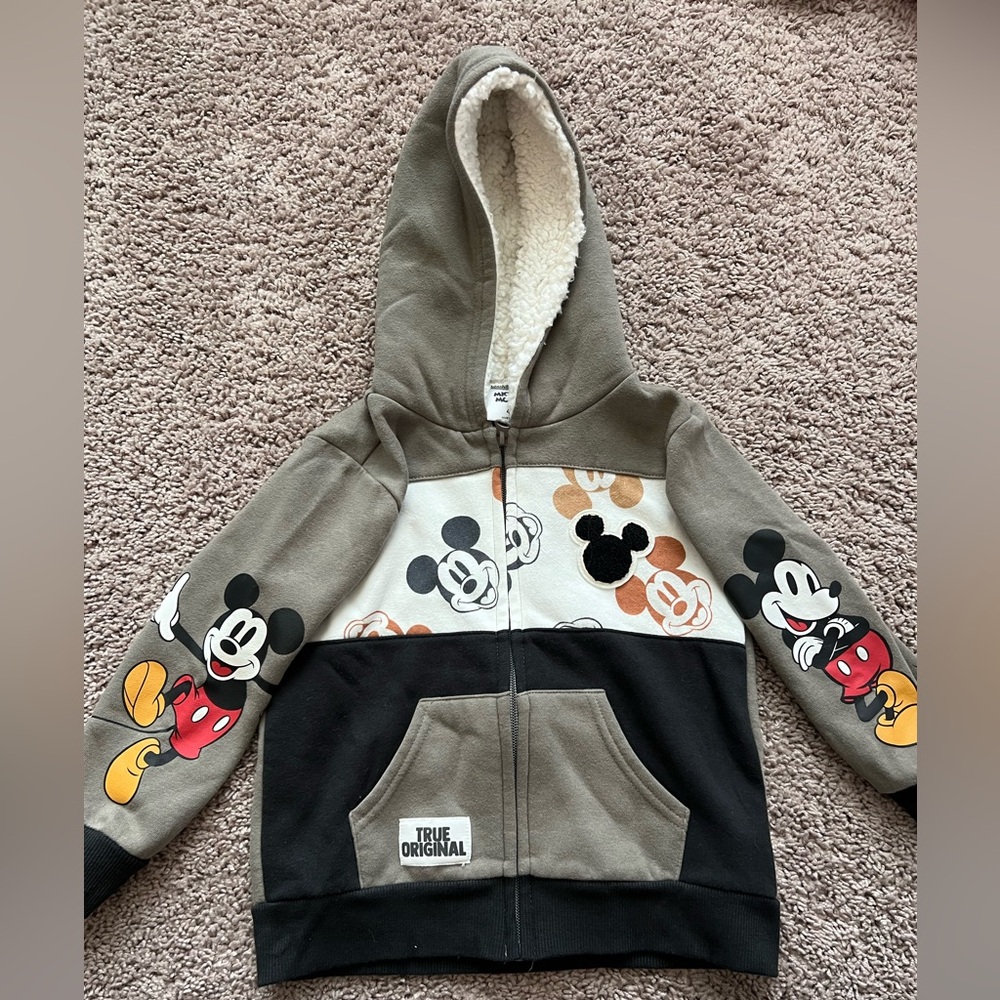 NWOT Mickey Mouse Zip Up Sweatshirt 4T True Original